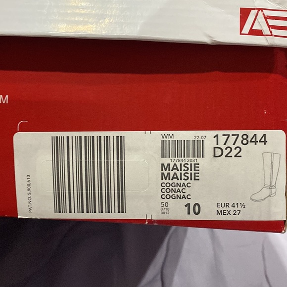 Women’s American eagle outfitters boots - Picture 6 of 6